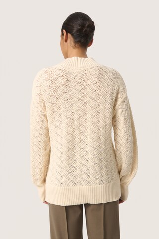 SOAKED IN LUXURY Pullover in Beige