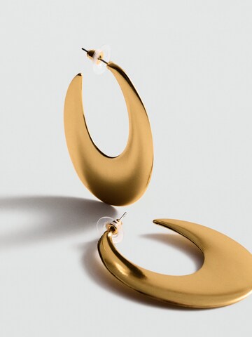 MANGO Earrings in Gold