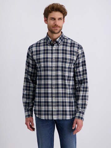 Fit confort Chemise PIERRE CARDIN en bleu : devant