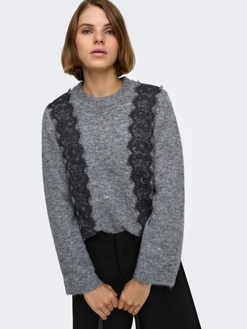 ONLY Pullover 'ONLMiggie' i grå
