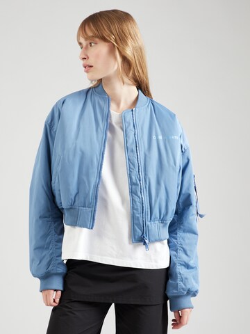 Oval Square Jacke in Blau: Vorderseite