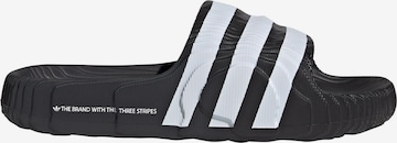 ADIDAS ORIGINALS Pantolette 'Adilette 22' in Schwarz