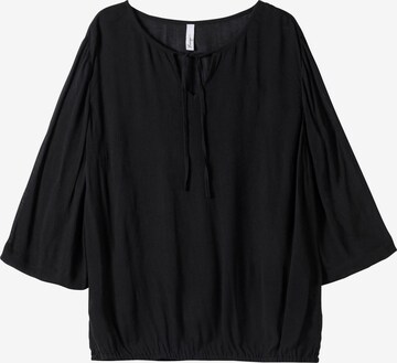 SHEEGO Blouse in Black: front