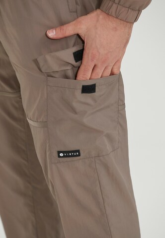 Virtus Tapered Sportbroek in Grijs