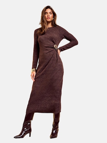Robes en maille Friends Like These en marron : devant