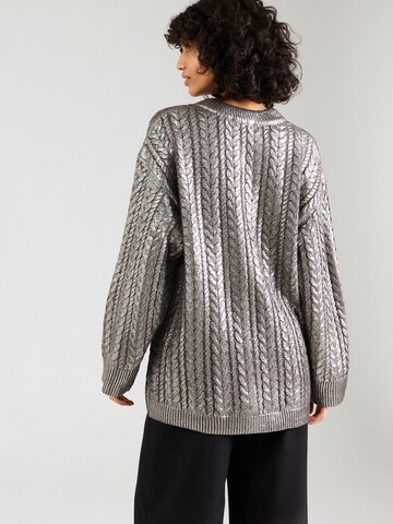 TOPSHOP Sweater in Silver