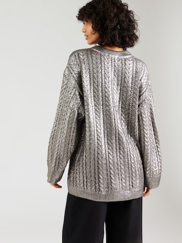 TOPSHOP Sweater in Silver