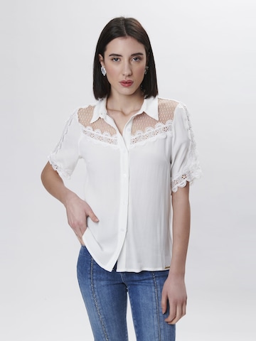 Chemisier Influencer en blanc : devant