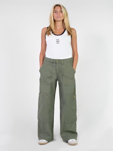 Wide Leg Pantalon cargo 'Holly' Le Temps Des Cerises en vert