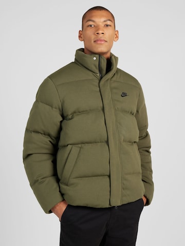 Veste mi-saison Nike Sportswear en vert : devant