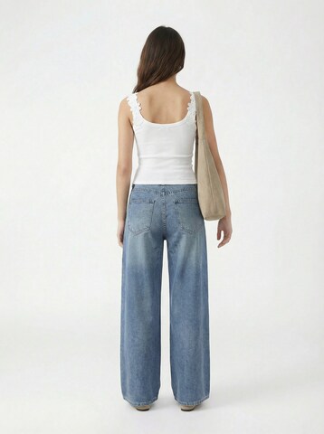 Top 'Manja' di studioselect in bianco