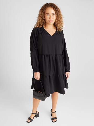 Vero Moda Curve Kleid 'Dafne' in Schwarz: Vorderseite