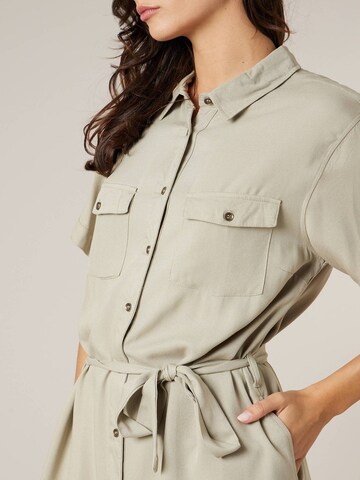 Robe-chemise 'ADISSIA' Deeluxe en vert