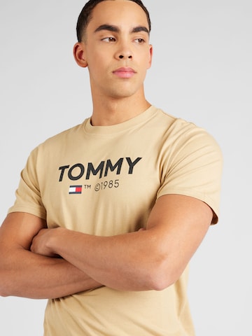 Tommy Jeans Koszulka 'ESSENTIAL' w kolorze beżowy