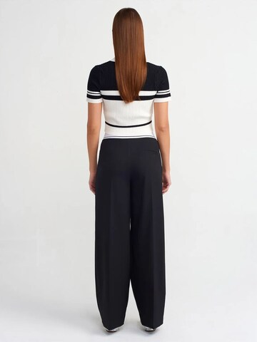 Dilvin Wide leg Pants in Black