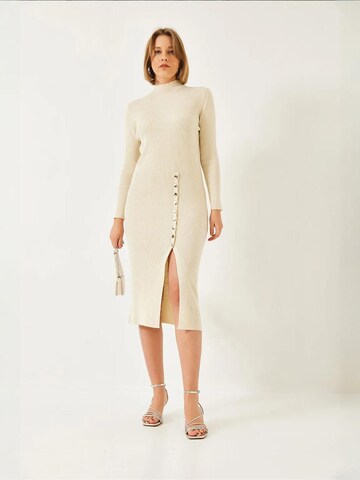 Abito in maglia di Bianco Lucci in beige