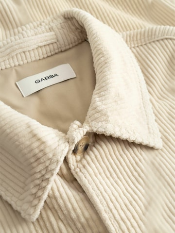 GABBA Regular Fit Paita ' GABbeta ' värissä beige: etupuoli