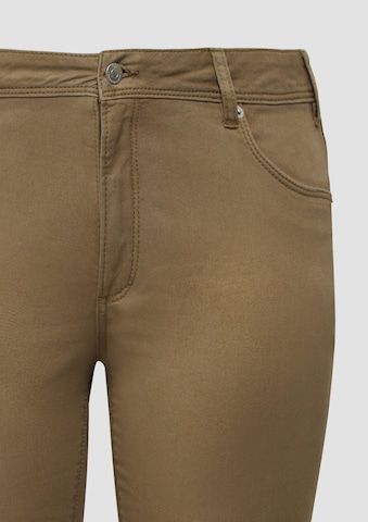 Coupe slim Jean 'Catie' QS en vert