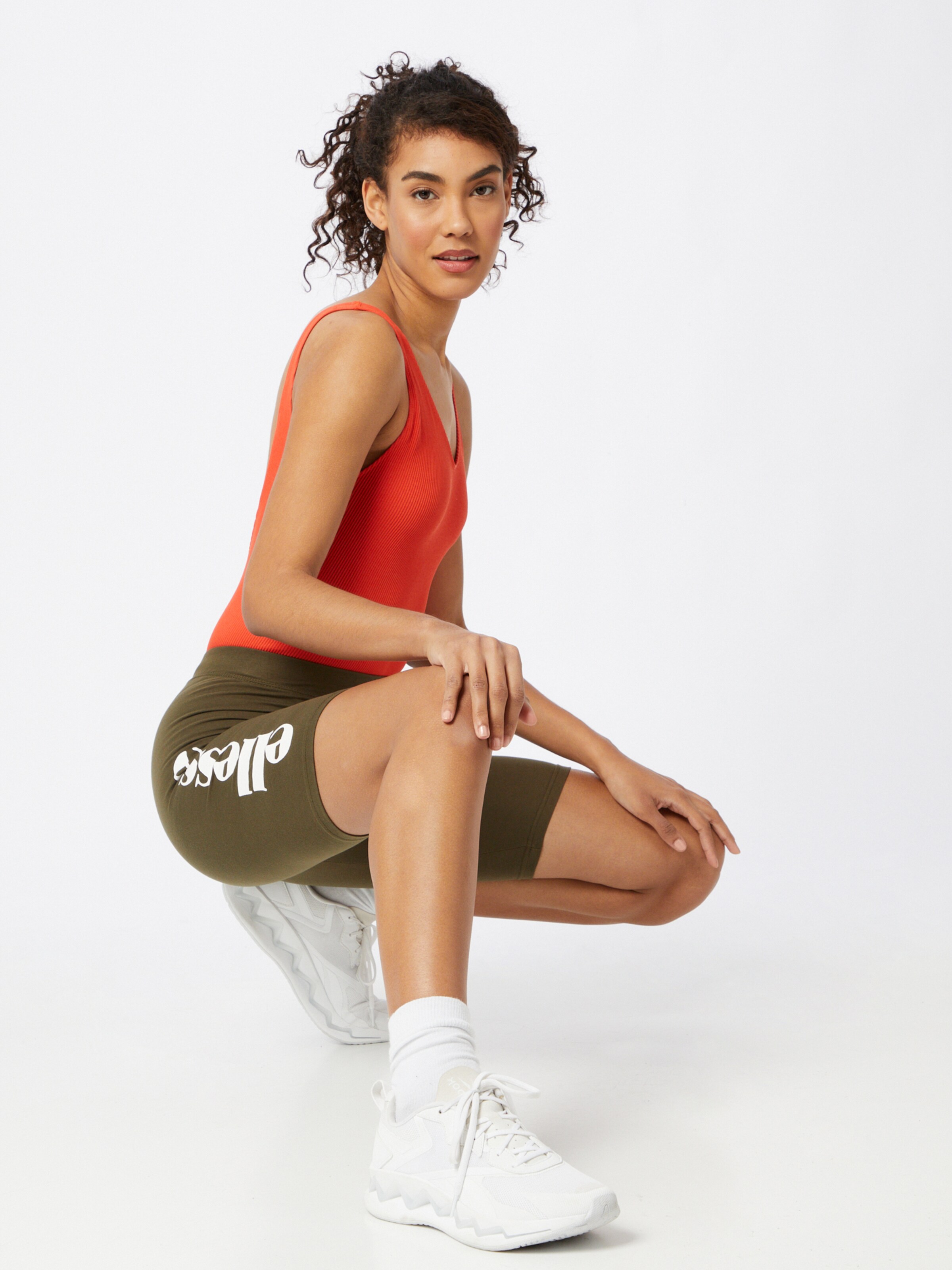 Frauen Große Größen ELLESSE Shorts 'Tour' in Oliv - KM16859 Frauen Große Größen ELLESSE Shorts 'Tour' in Oliv - KM16859