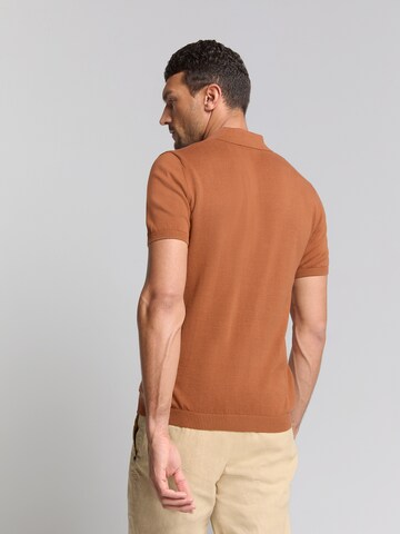 No Excess Poloshirt in Braun