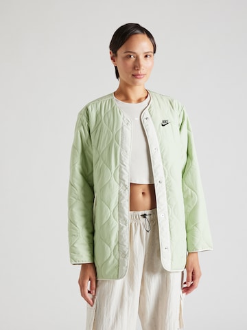 Nike Sportswear Overgangsjakke i grøn: forside