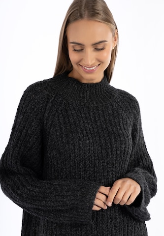 RISA - Pullover em preto