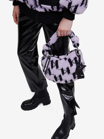 lillā Karl Lagerfeld Pleca soma: no priekšpuses
