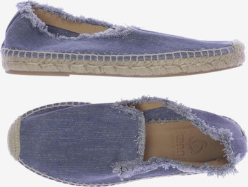 Kanna Flats & Loafers in 37 in Blue: front