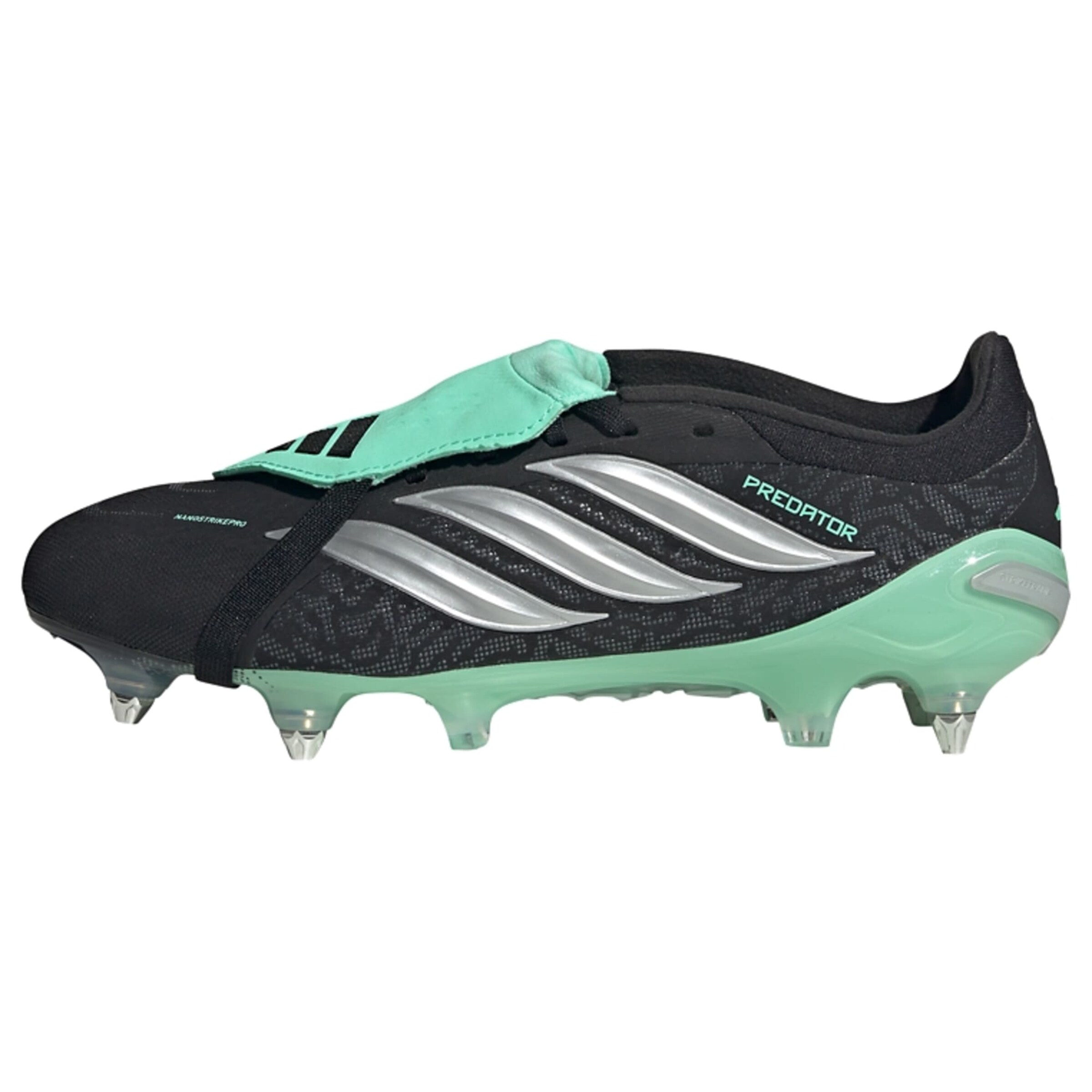 ADIDAS PERFORMANCE - Zapatillas de fútbol 'Predator Pro' en negro: frente