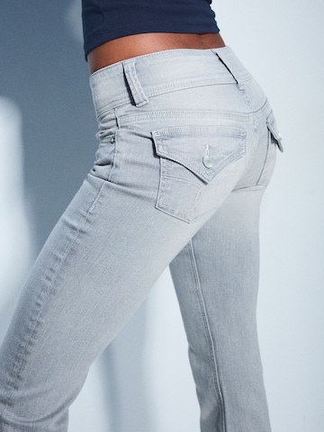 Bershka Bootcut Farmer - szürke