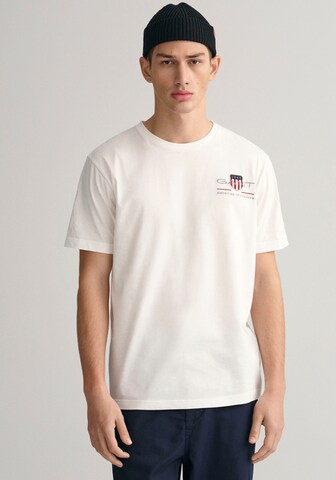 T-Shirt GANT en blanc : devant