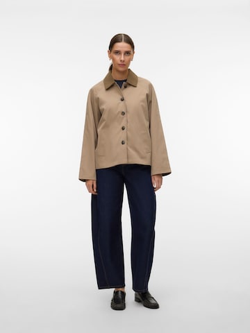 VERO MODA Overgangsjakke 'VMChelseafia' i brun