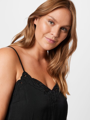 ABOUT YOU Curvy Top 'Romy' in Schwarz