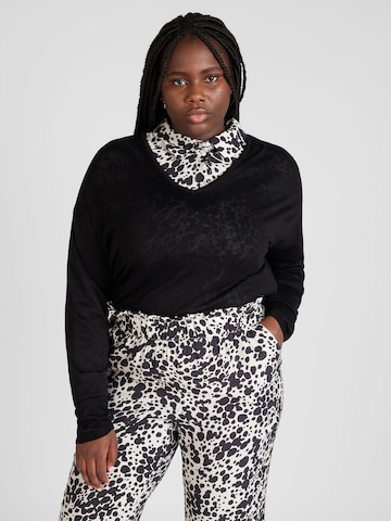 Pull-over 'NOVA' Vero Moda Curve en noir : devant