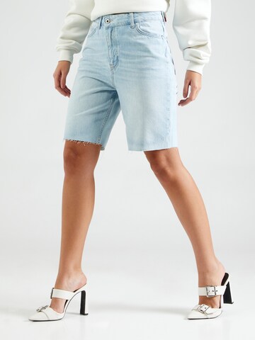 ABOUT YOU x Laura Giurcanu Regular Shorts 'Svea' in Blau