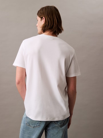 T-Shirt Calvin Klein en blanc