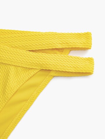 Koton Bikinibroek in Geel