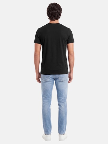 U.S. POLO ASSN. Shirt in Black