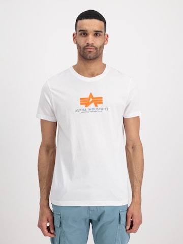 T-Shirt ALPHA INDUSTRIES en blanc : devant