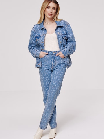 Daahls by Emma Roberts exclusively for ABOUT YOU - Regular Calças de ganga 'Manja' em azul: frente