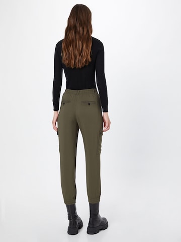 DRYKORN - Tapered Pantalón cargo en verde