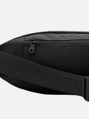 Girlfriend Collective Bag ' Belt Bag ' in Schwarz