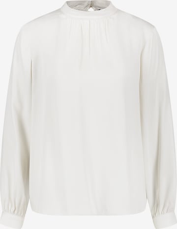 GERRY WEBER Blouse in White: front