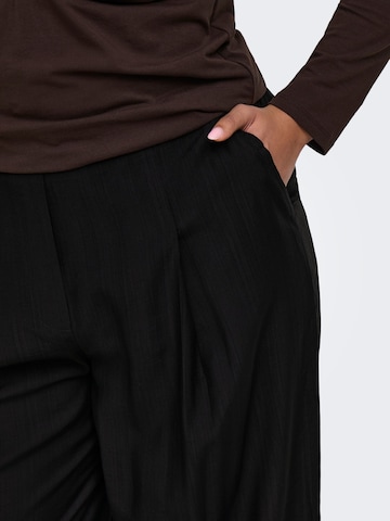 ONLY Carmakoma - Barrel Pantalón plisado 'CARJoanna' en negro