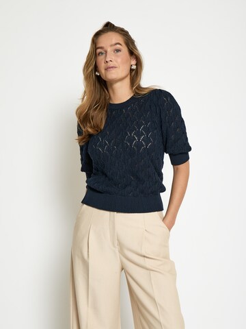 Pullover 'Lamina' di minus in blu: frontale