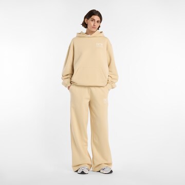 new balance Sweatshirt in Yellow
