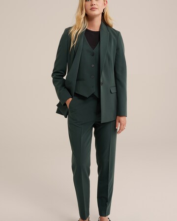 WE Fashion Slim fit Trousers in Green