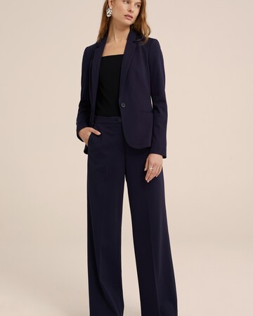 WE Fashion Regular Trousers with creases in Blue: front