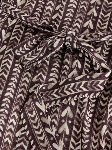 Next Kleid in Beige