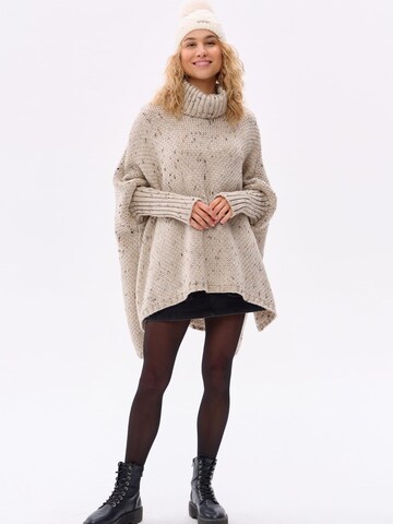 Blue Shadow Pullover‌‌‌‌‌‌‌‌‌‌ in Beige